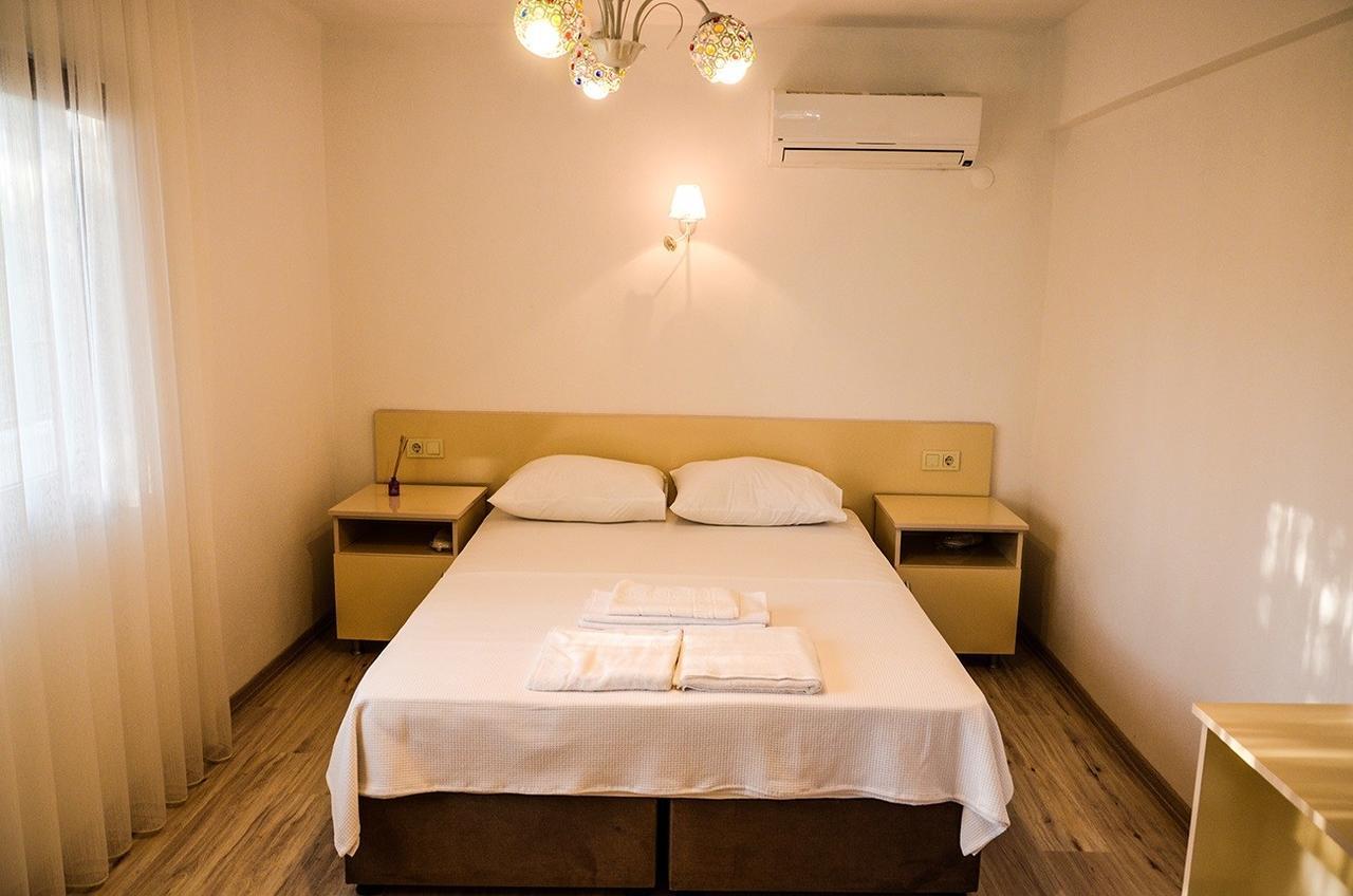 Kaymak Tepesi Tatil Evi Bed and Breakfast Küçükkuyu Eksteriør billede
