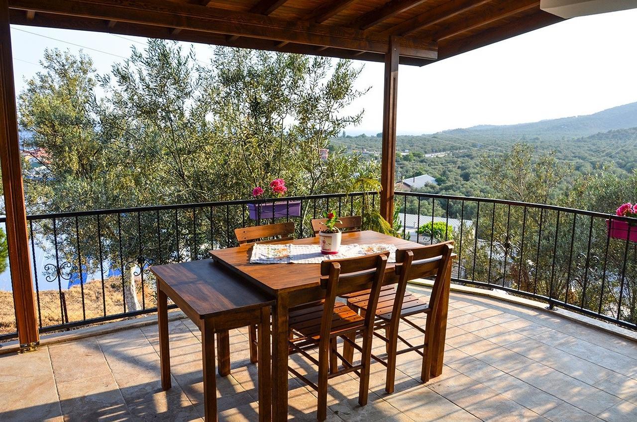 Kaymak Tepesi Tatil Evi Bed and Breakfast Küçükkuyu Eksteriør billede