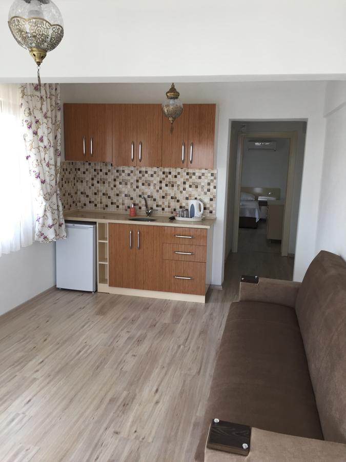 Kaymak Tepesi Tatil Evi Bed and Breakfast Küçükkuyu Eksteriør billede